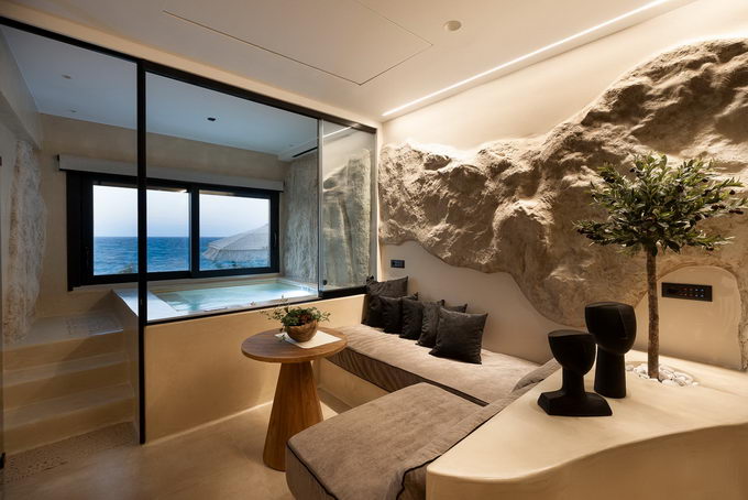 Portara Superior Suites with Sea View & Hot Tub